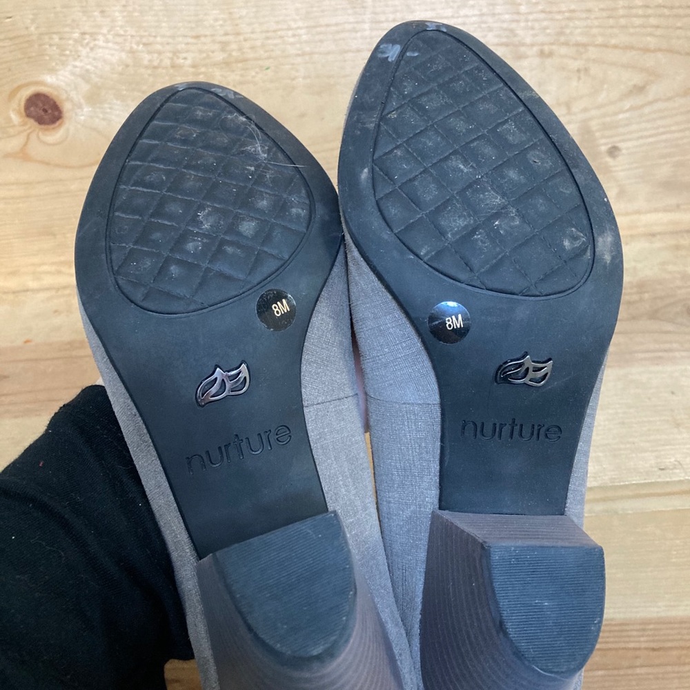 Grey Heels - Picture 2 of 2